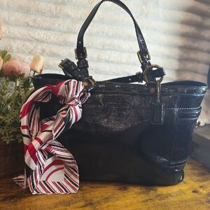 Coach Gallery Tote With Leather Lacing Detail Excellent Condition #11500